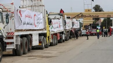 Mezzaluna Rossa egiziana consegna circa 2.300 tonnellate di cibo e aiuti medici a Gaza con il 19° convoglio Zad al-Izza