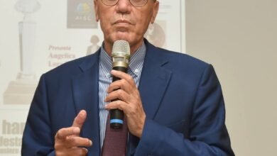 خبير الصحة العالمية يكشف خطر الدودة الحلزونية