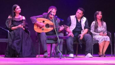 فرقة المسرح المصري تبهر جمهورها بمشهد من «وردة وبليغ» وعلاقته بإنتصارات أكتوبر